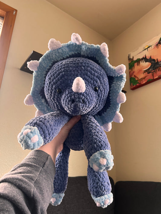 PLUSHIE: Crochet Amigurumi Tino the Triceratops