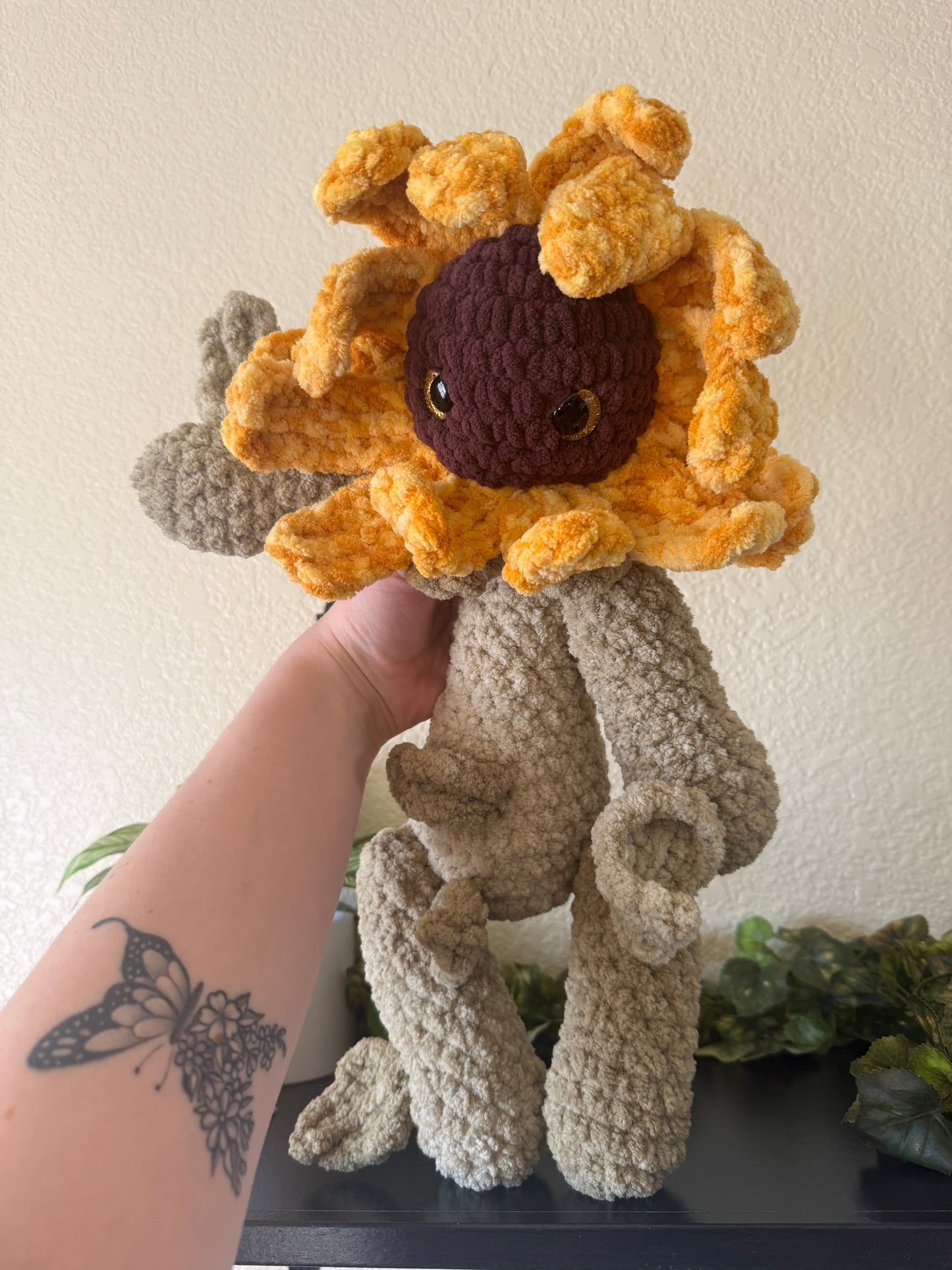 Crochet Sunflower Blossom Baby