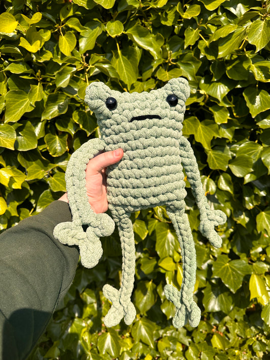 Giant Rope Crochet Leggy Frog