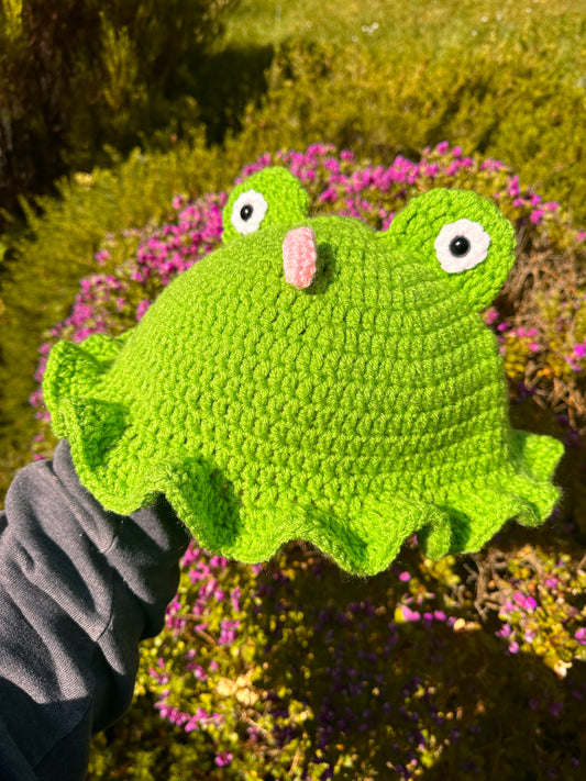 Crochet Frog Bucket Hat