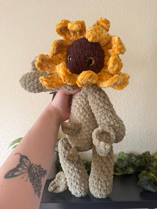 Crochet Sunflower Blossom Baby