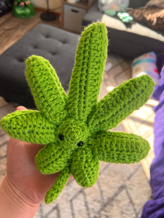 Crochet Amigurumi Weed Leaf